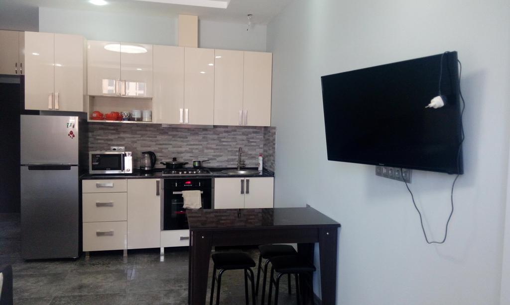 Apartament Gia Batumi Exterior photo