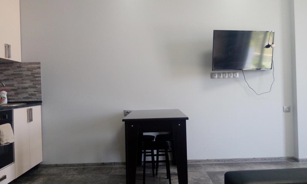 Apartament Gia Batumi Exterior photo