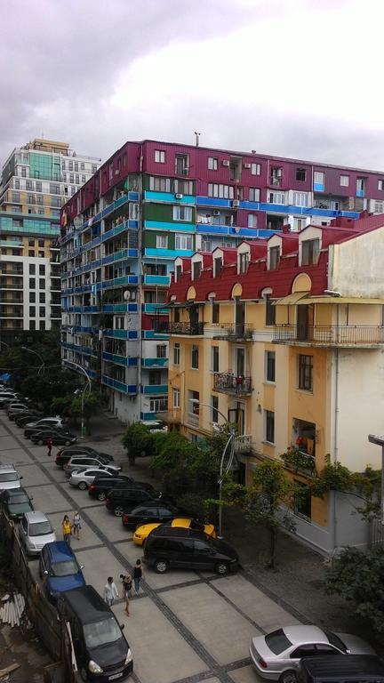 Apartament Gia Batumi Exterior photo